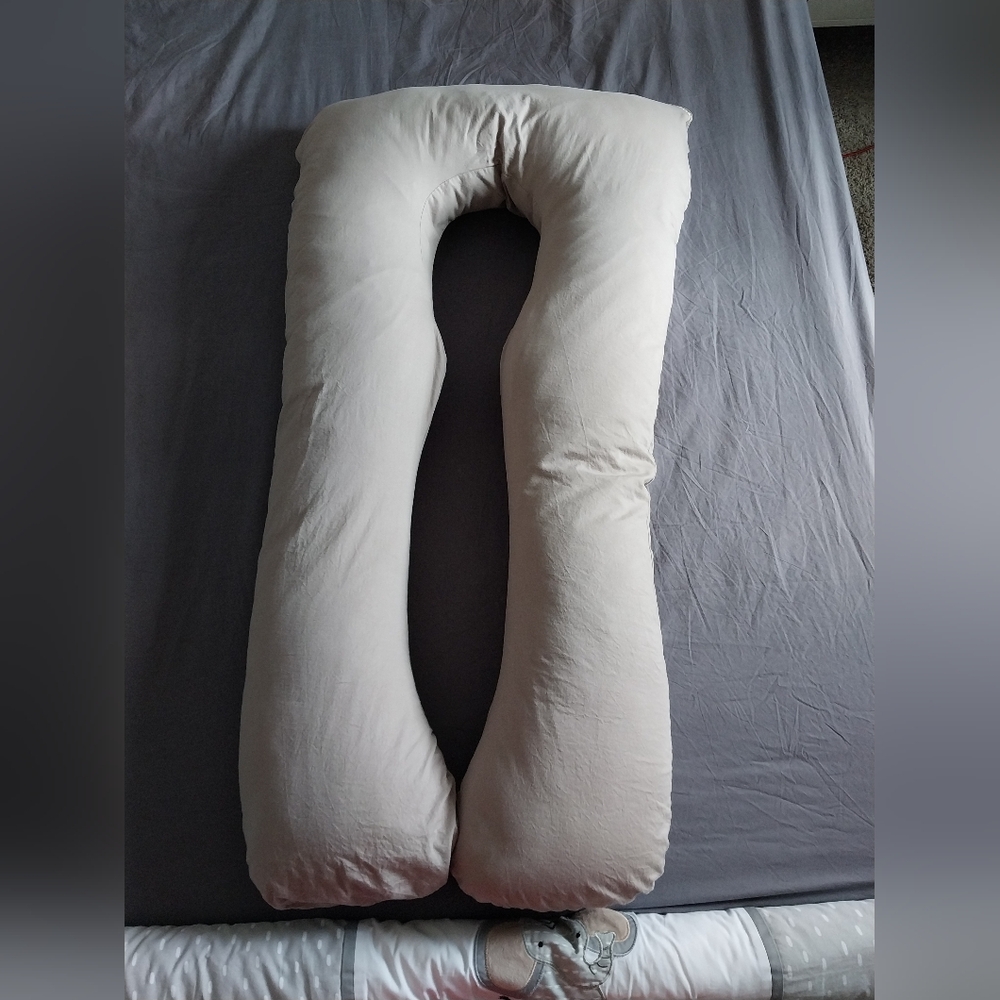 U-Shaped Body Pillow